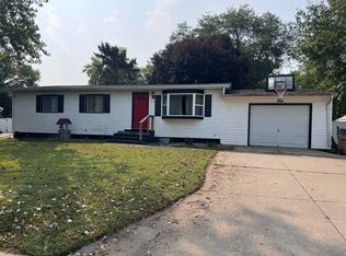 1216 D St, Aurora, NE 68818