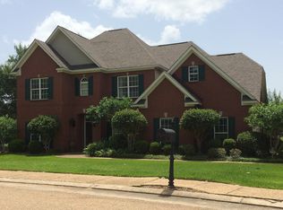 109 Oakhurst Dr, Clinton, MS 39056