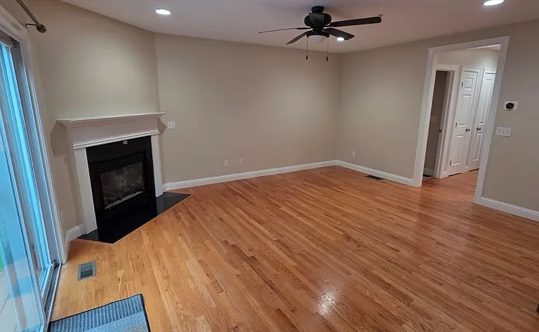 3 County Ln #3 — Photo 4