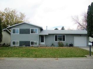 2826 Manhattan Dr, Billings, MT 59102