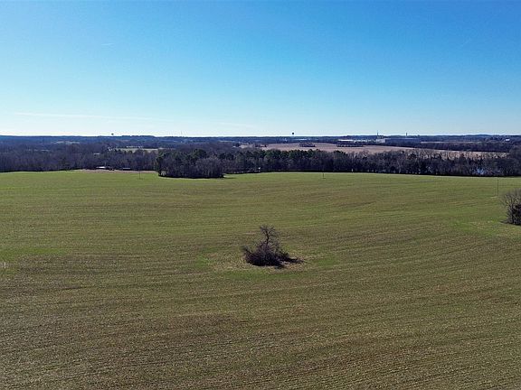 4th image of 2400 Sportsman Lake Rd