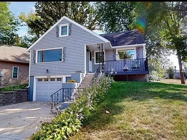 306 Lakeshore Dr, Stewartville, MN 55976