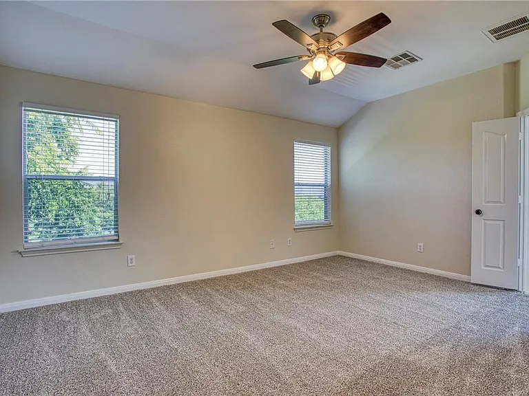 1107 Middle Brook Dr — Photo 21