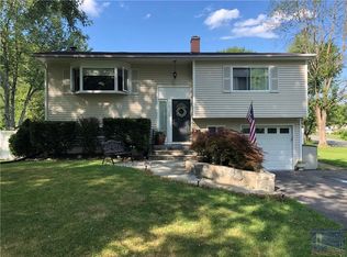 3436 Sulin Ct, Yorktown Heights, NY 10598