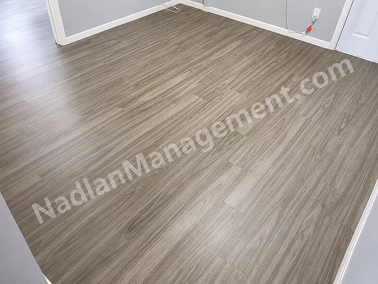 St George Apartments — Photo 29