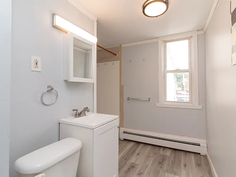 212 Boylston St #3 — Photo 6