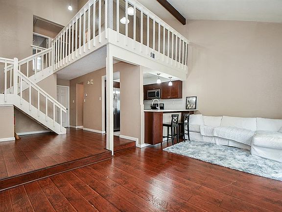 4th image of 12974 Greenway Chase Court #2974