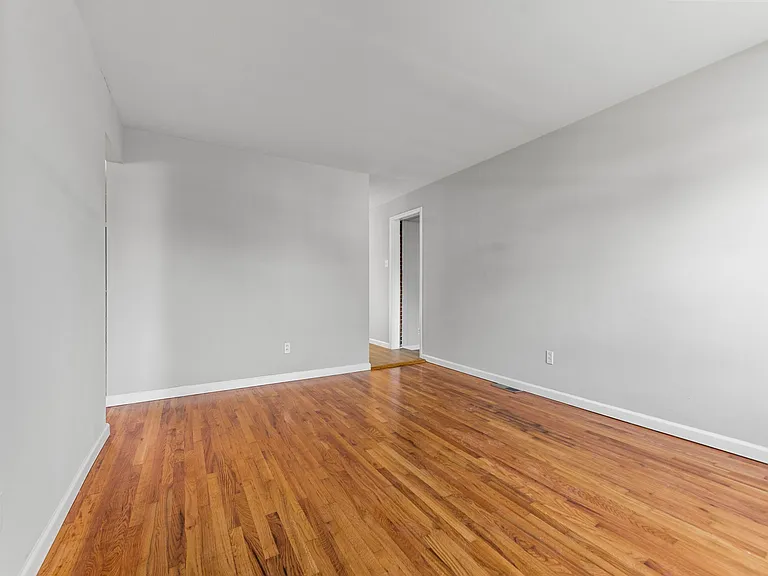 545 Patterson Ln — Photo 4