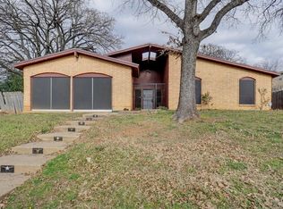 1417 Pamela Ln, Fort Worth, TX 76112