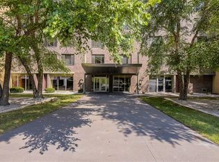 600 E 8th St APT 7J, Kansas City, MO 64106