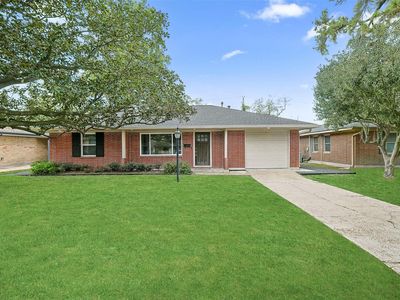 2015 Woodcrest Dr, Houston, TX, 77018