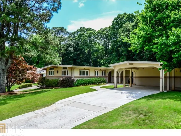 1190 Arborvista Dr, Atlanta, GA 30329