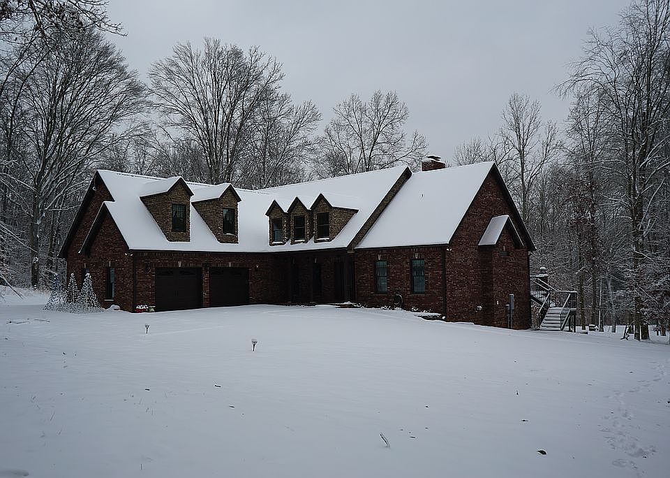 2nd image of 2580 Yarbrough Ln