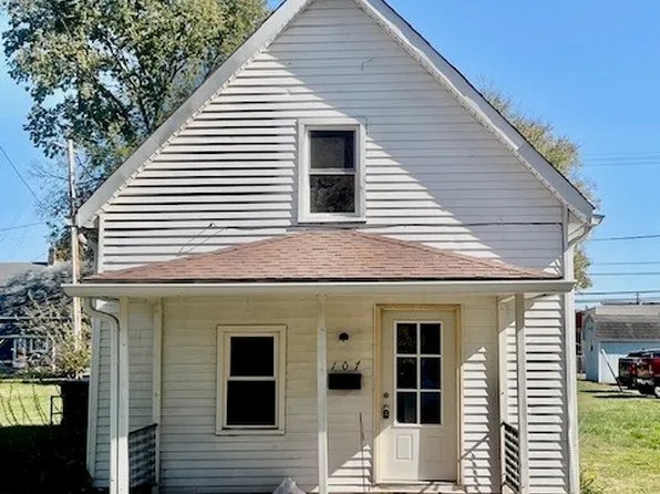 107 N Pleasant St, Edinburgh, IN 46124