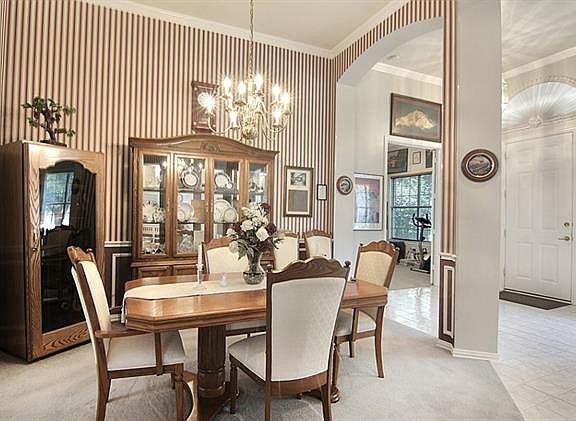 5th image of 3108 Coleshire Dr