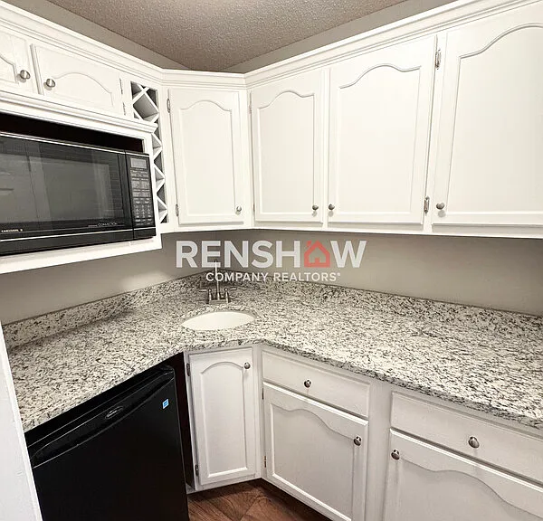 8177 Kimbrook Dr — Photo 14