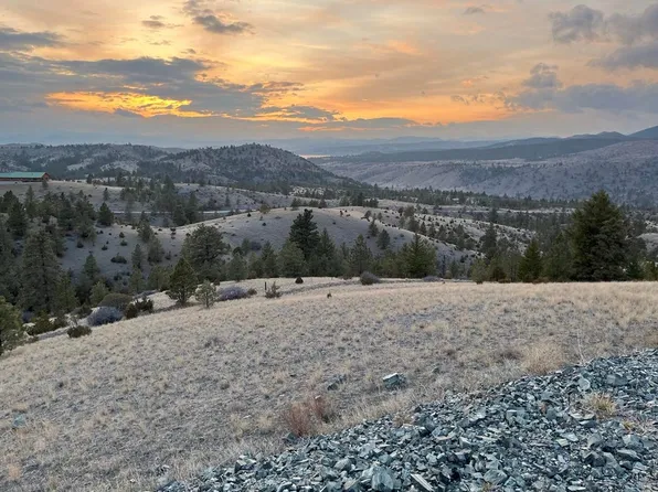 3984 Osprey Ridge Dr, Helena, MT 59602