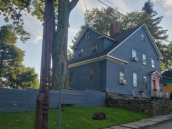 4th image of 13 Lincoln Pl