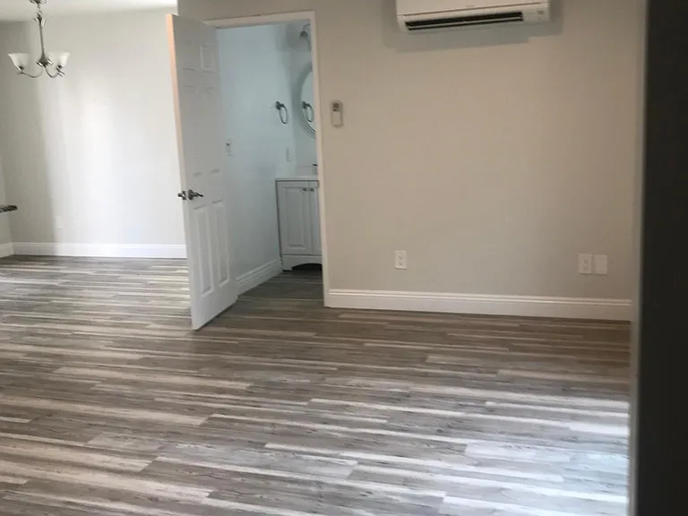 11552 Santa Ana Rd — Photo 4