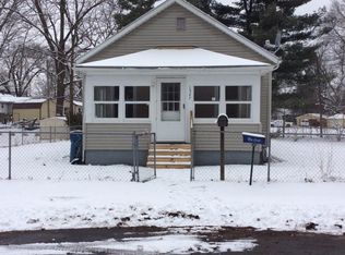 1527 Flake St, Elkhart, IN 46516