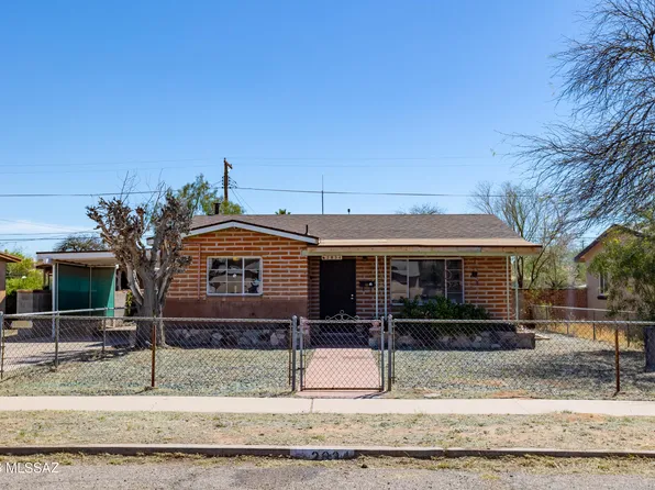 2834 E 20th St, Tucson, AZ 85716