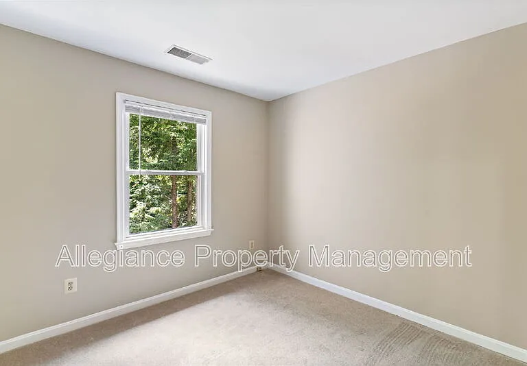 8073 Morning Meadow Ct — Photo 20
