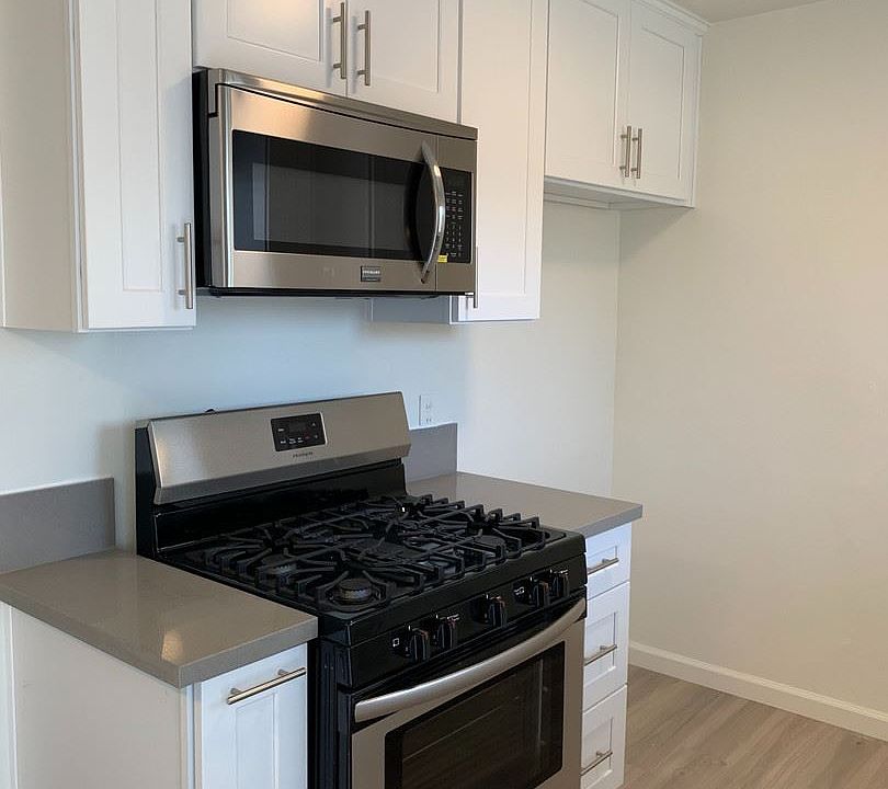 1st image of 928 N Alameda Ave APT C