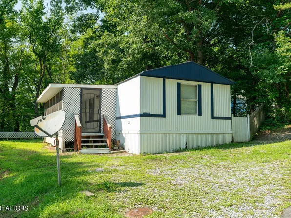 453 Mountain View Ln, Pigeon Forge, TN 37863