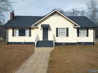 309 N College St, Glencoe, AL 35905