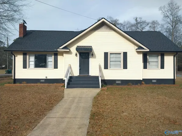 309 N College St, Glencoe, AL 35905