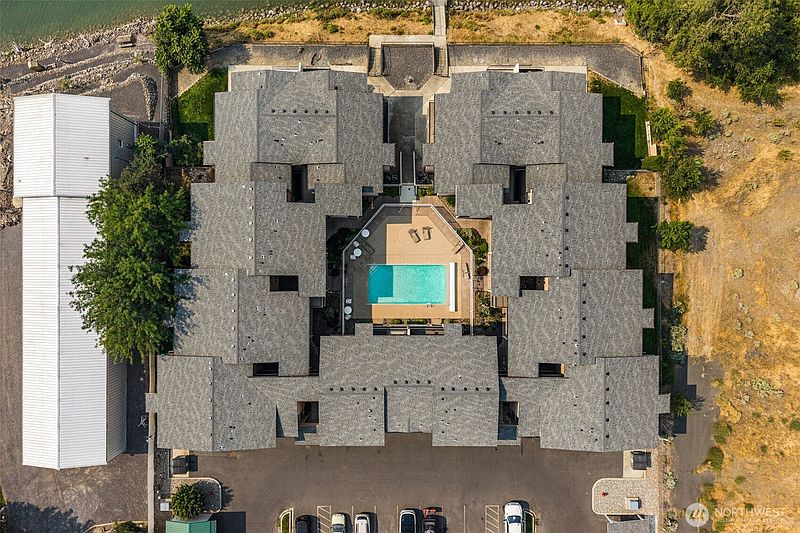 5th image of 2900 W Marina Drive #202
