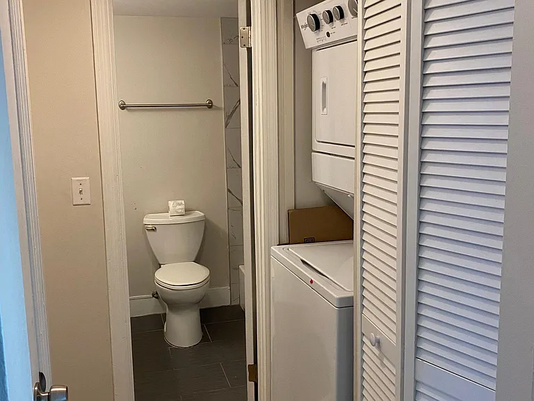 3314 Northside Dr #11 — Photo 16
