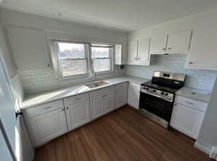 90 East St #2S, Wallingford, CT 06492
