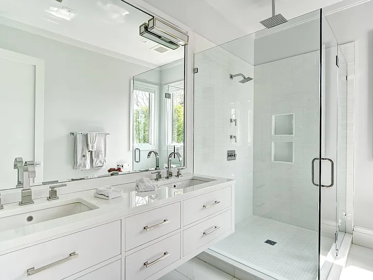 82 Harbor Dr — Photo 27