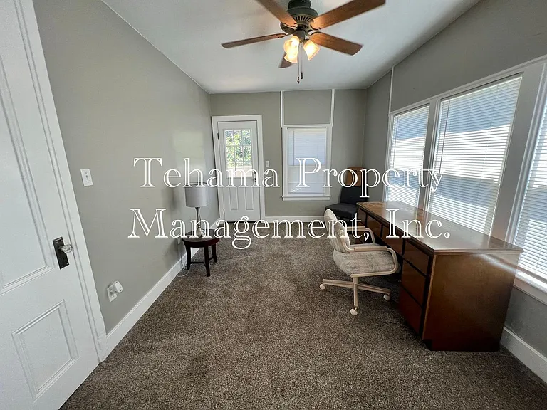 1051 Washington St — Photo 37
