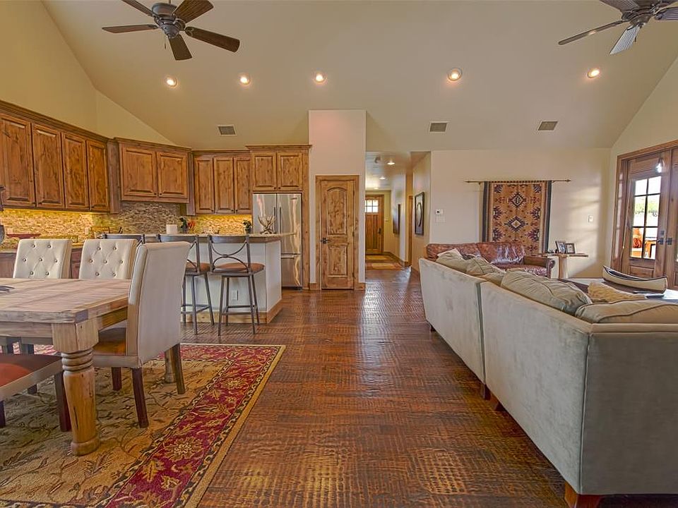 1st image of 1695 Scenic Dr #501