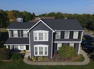 1059 Whitetail Dr, Fairborn, OH 45324