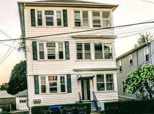 722 Admiral St #1, Providence, RI 02908