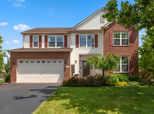 2725 Plante Rd, North Aurora, IL 60542