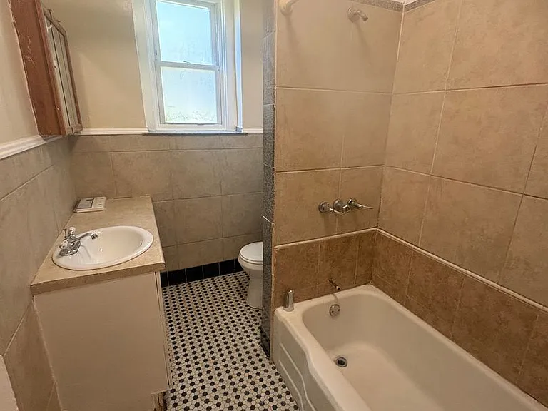 401 Ridgeway Ave — Photo 12