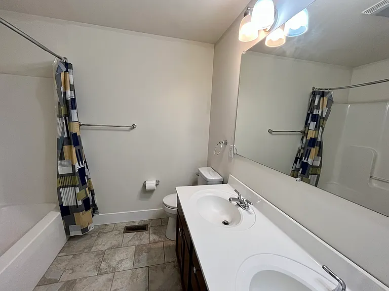 Hallway full bathroom