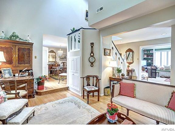 5th image of 8144 Greystone East Cir