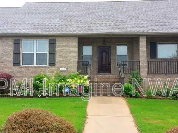 4747 W Mayflower Ct, Fayetteville, AR 72704