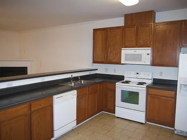 1725 Tw Alexander Dr — Photo 3