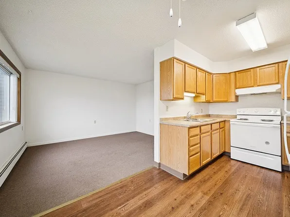 Woodridge Apartments, 903 Cook Ave, Kenai, AK 99611