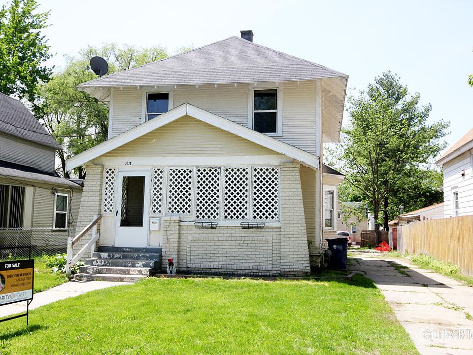 1st image of 2125 Palace Ave SW