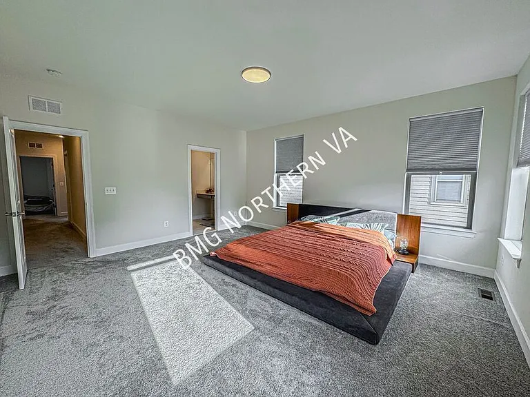 10336 Ratcliffe Trl — Photo 16