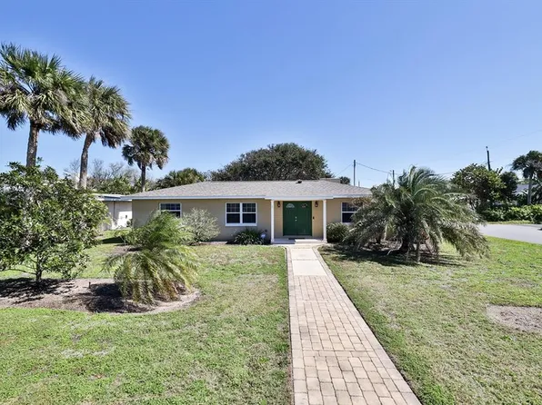 401 N Pine St, New Smyrna Beach, FL 32169