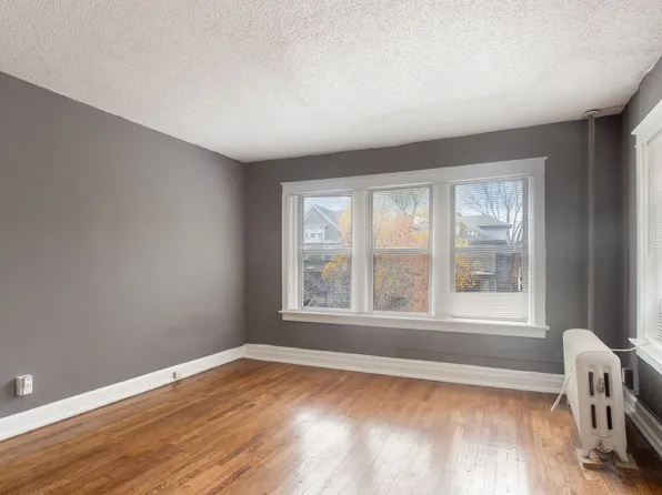 Valentine Apartments/Valentine 24 Apartments LLC, 3743-3749 Washington St #11, Kansas City, MO 64111