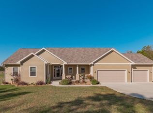 12424 Bohne Rd, Grass Lake, MI 49240